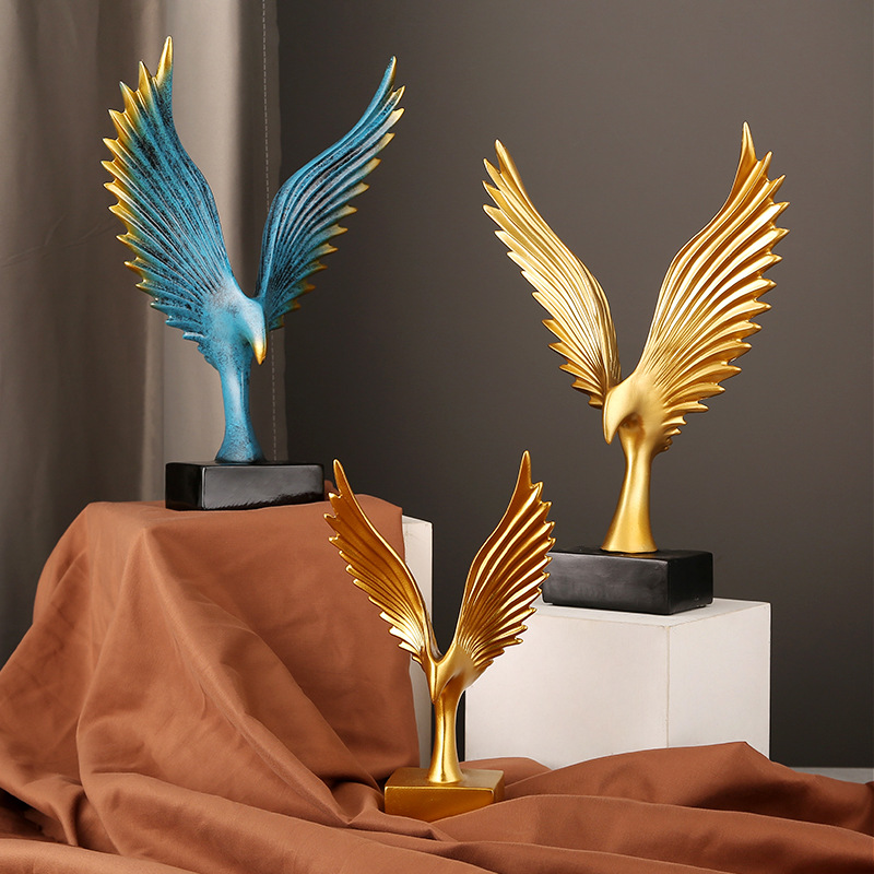 Modern light luxury Eagle decoration resin decoration home living room wine cabinet TV cabinet grand exhibition art decoration