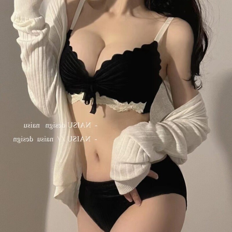 Underwear Women's Small Chest Gathered No Steel Ring Bra 2024 New Japanese Girl's Lace Bra suit Underwear Women's Small Chest Gathered No Steel Ring Bra 2024 New Japanese Girl's Lace Bra suit