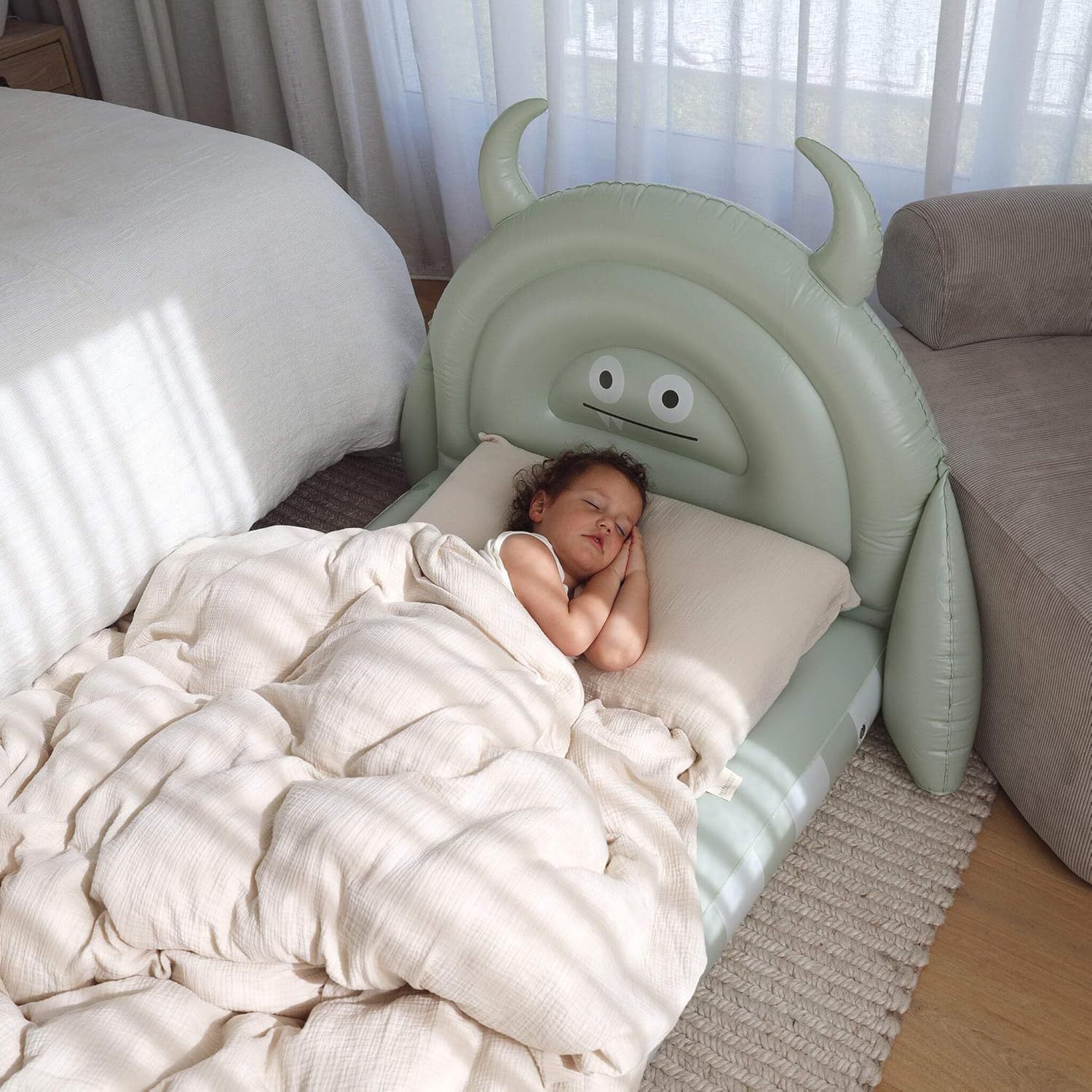 Fuente fabricantes de colchones de flocado de PVC inflables cama de almuerzo para niños flocado cama inflable plegable