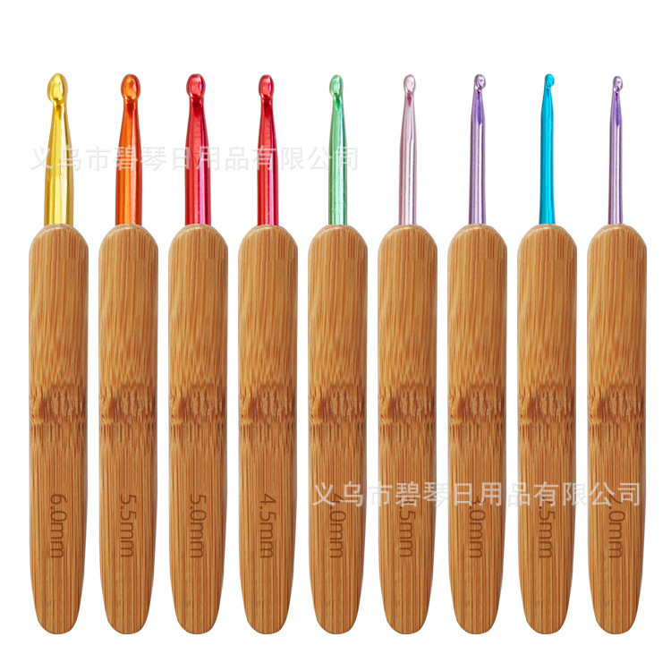 Bamboo handle crochet hook wool crochet needle DIY hand knitting tool sweater needle round head carbonized crochet hook color head bamboo crochet hook