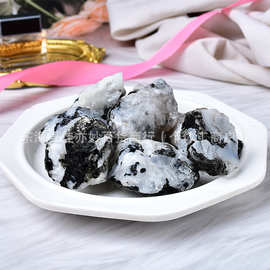 天然黑白月光水晶原石扩香香薰石鱼缸花盆家居摆饰水晶原石装饰