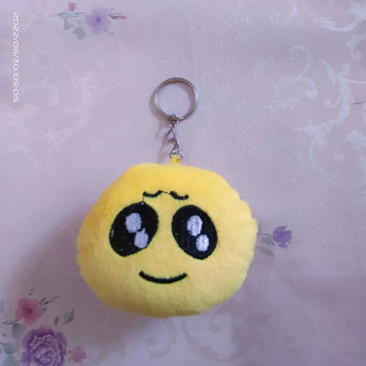 Juguetes de peluche transfronterizos pequeños emoticones colgantes mochilas llaves colgantes eventos de boda arrojar regalos colgantes al por mayor