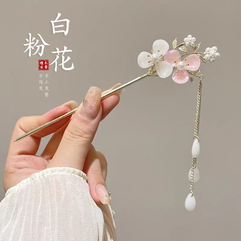 Otoño y invierno flores rojas bordas pinzas de cabello para mujeres nuevos pinzas de estilo chino antiguo estilo chino pinzas de cabello pinzas de cabello de Año Nuevo al por mayor