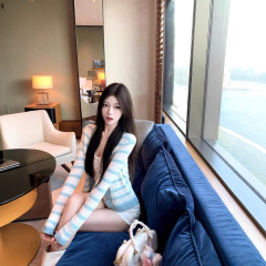 盘盘贵派千金单排扣蓝白条纹针织开衫女秋季新款V领外套上衣
