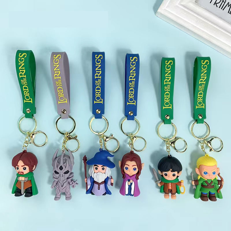 Cross-border European and American movie Lord of the Rings keychain car key chain three-dimensional doll magic ring schoolbag pendant small gift