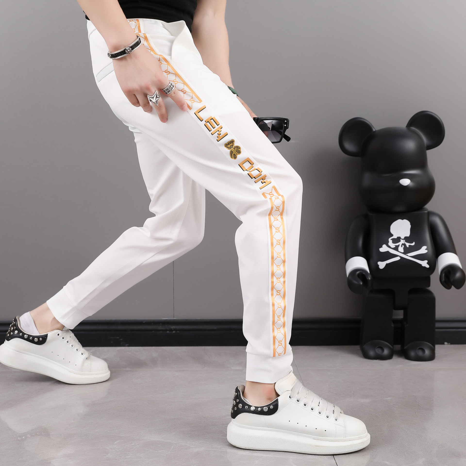 Thin 2022 Summer White Sports for Casual New Trendy Brand Tight Fit Men's Quick Drying Sanitary Pants_voghion.com