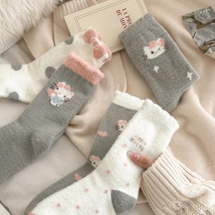 �Ľq�m�Ӷ���ë�q��ů�Ӻ�ɐۿ�ͨ��ŮKitty�Ӽҵذ�˯��ֲ�q�m