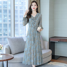 实拍碎花雪纺2021新款连衣裙女显瘦收腰韩版过膝中长裙