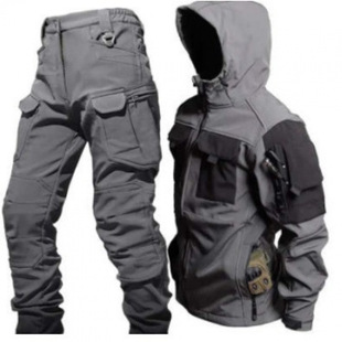 Cross-Border Beetle Invader Tactical Soft Shell Jacket Tactical Windbreaker Waterproof Outdoor Jacket Autumn and Winter Shark Skin