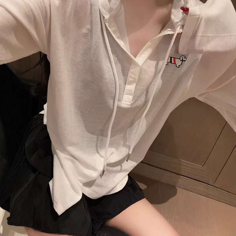 TB小狗刺绣半开领连帽防晒衫T恤女宽松简约休闲空调衫厂家批发|undefined