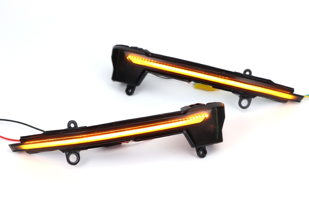 Suitable for Seat Ateca 5D Tarraco Blackened Led Rearview Mirror Light Running Water Light Turn Signal Light