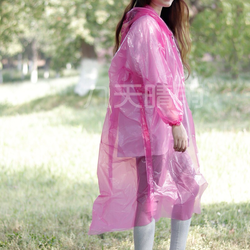 Travel Disposable Portable Raincoat Disney Water Park Rafting Unisex Button Style Eco-Friendly One-Size Wholesale