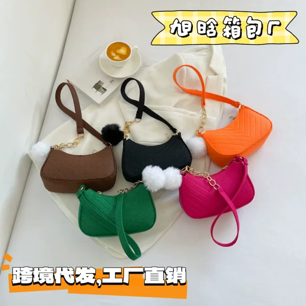 Shoulder Bag for Women 2026 Early Spring New Niche Design Stylish Trendy Shoulder Bag Casual Commuting Crossbody Bag for Women
