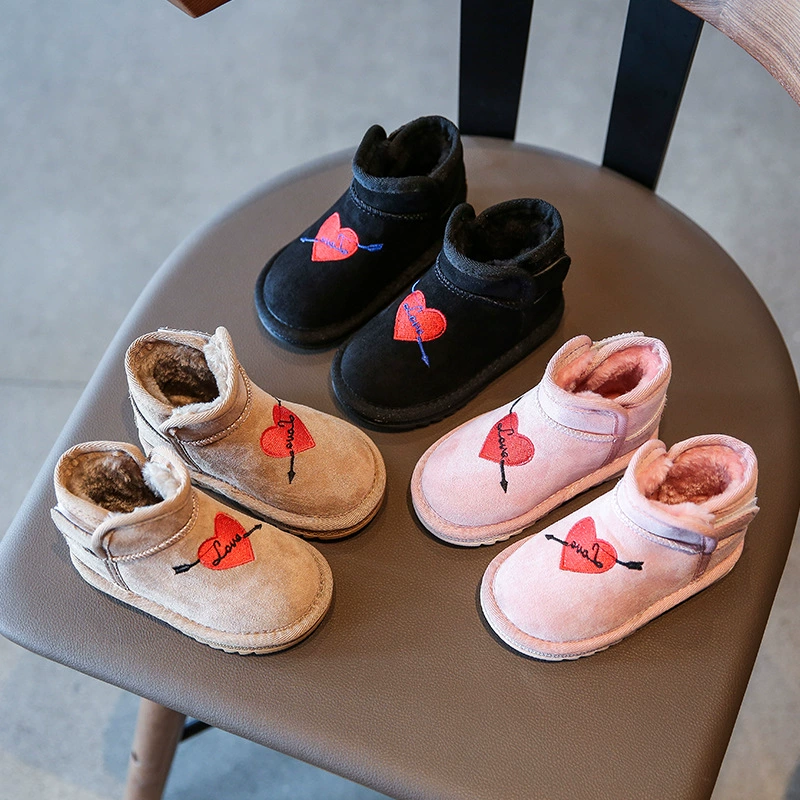 Детские зимние сапоги 2024 года, новая модель, на флисовой подкладке, утолщенные, короткие сапоги для девочек, нескользящая зимняя обувь для мальчиков, детские хлопковые сапоги