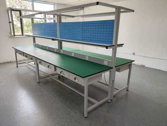 天津防静电工作台车间带灯试验操作台流水线维修台工厂打包检验桌