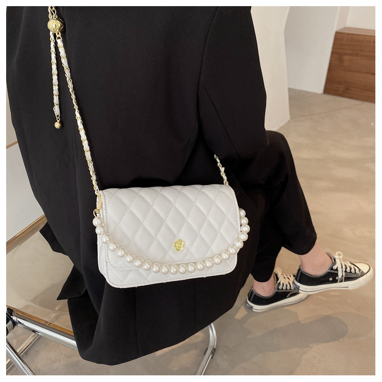 Fashion Pearl Chain Rhombus Embroidery Thread Messenger Small Square Bag Wholesale display picture 65