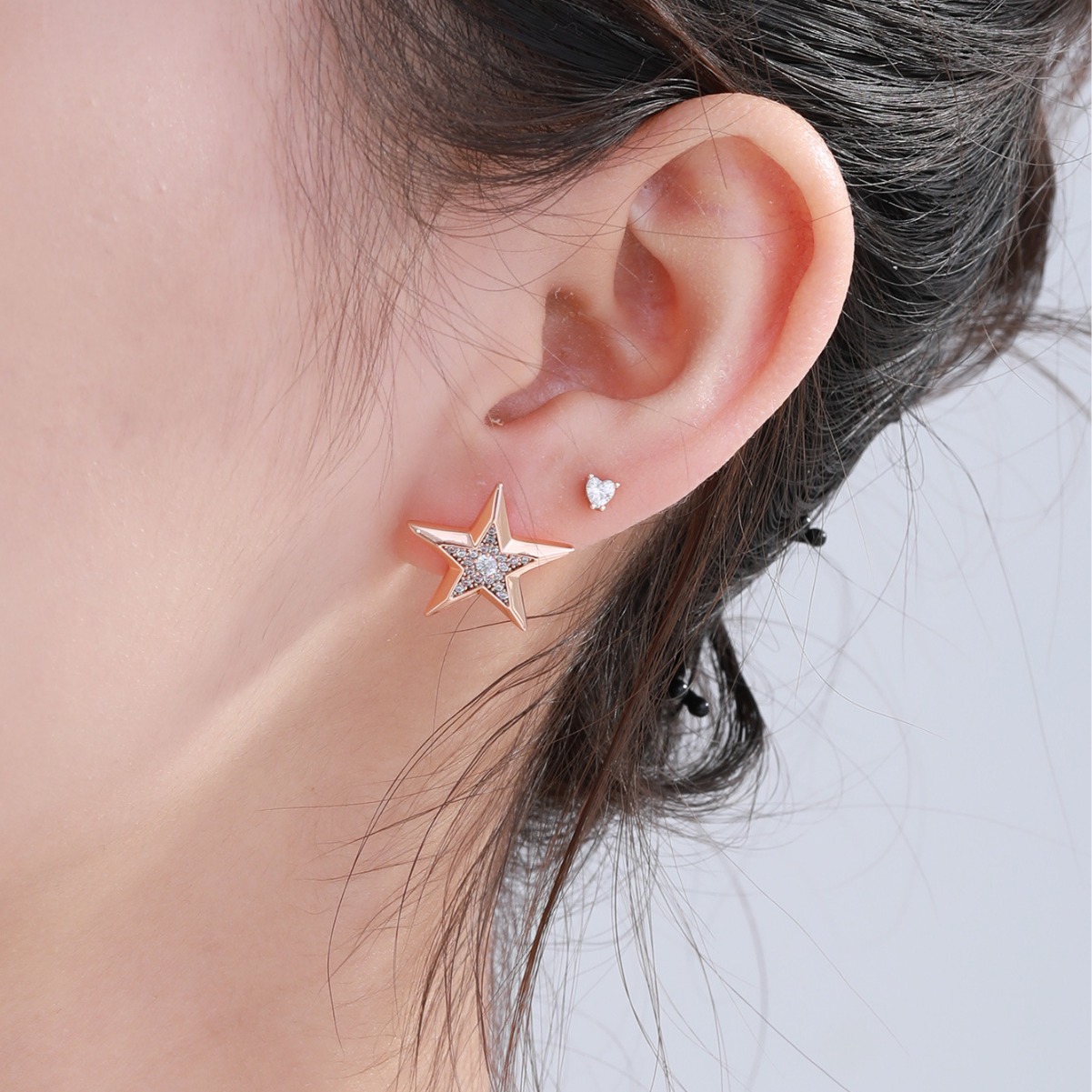 Xuping joyas de moda geométrica aretes de estrellas redondas nicho de diseño europeo y americano nicho de diseño de aretes