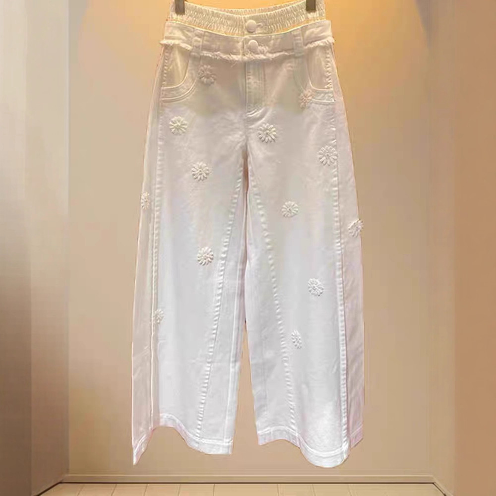 2025 Spring and Autumn New Versatile Loose High-Waisted Three-Dimensional Daisy Decorated White Denim Wide-Leg Pants for Women