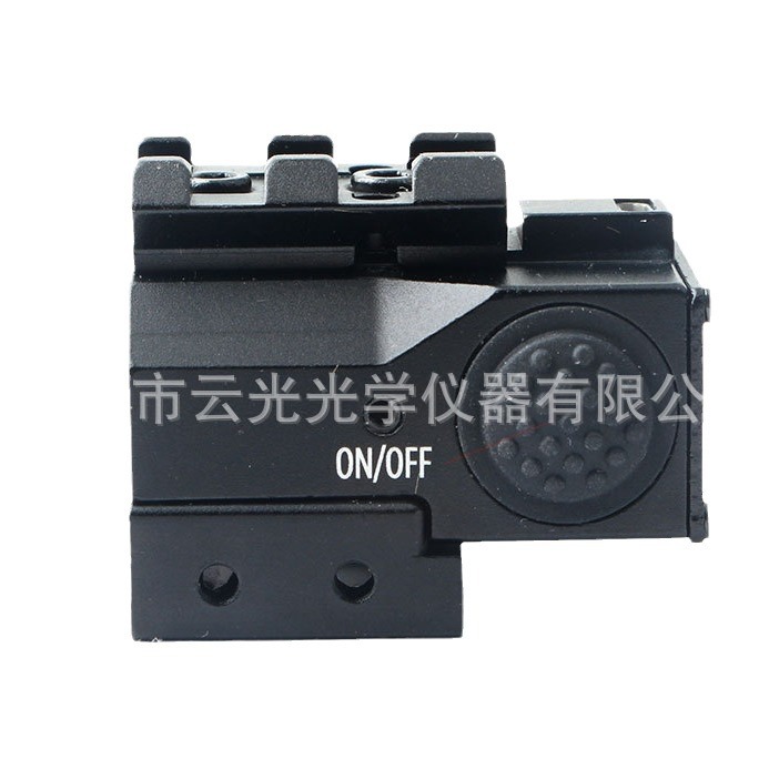 ���Ͻ�������һ��С���黧��20mm��������¹Һ�����˫����