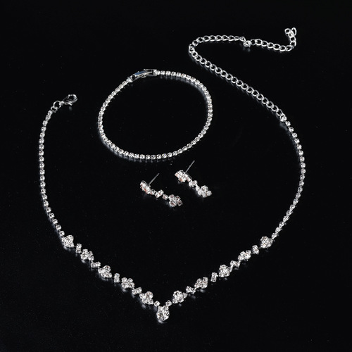 European and American simple diamond-filled metal necklace, earrings, bracelet, cross-border best-selling six-pointed star bride and bridesmaid jewelry set for women
