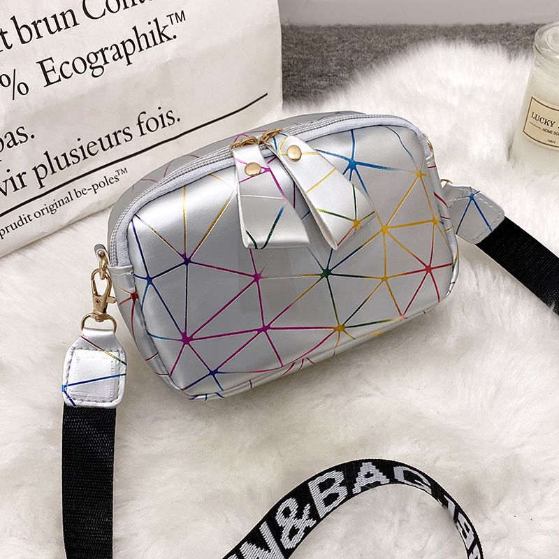 Bolsas de maquillaje de niñas 2023zljm bolsas de comercio exterior bolsas de hombro de impresión de mujer bolsas de hombro de moda anchas bolsas de mujer image 12