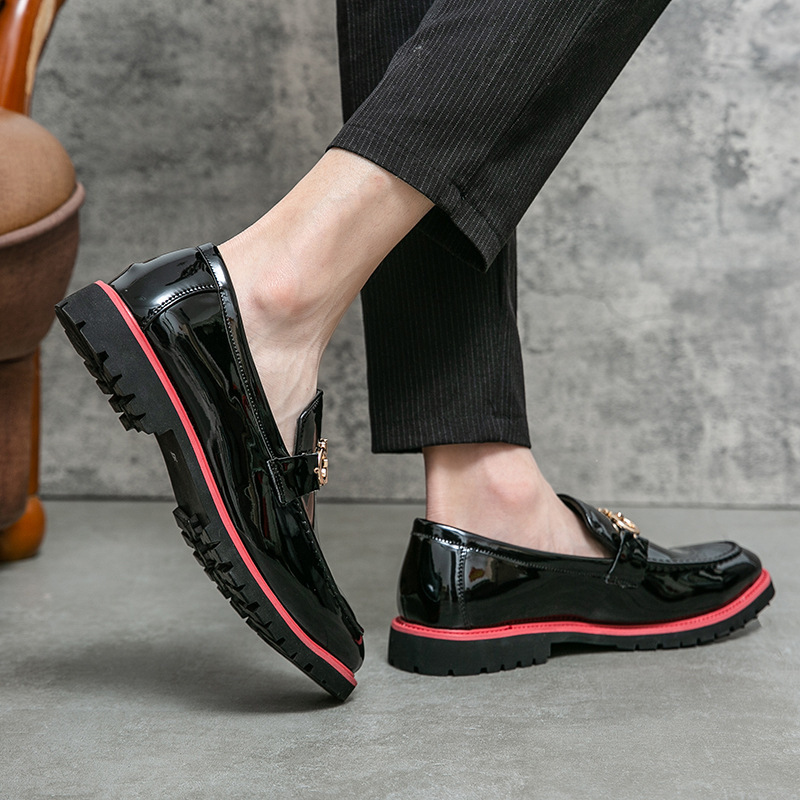 Zapatos de cuero transfronterizos de gran tamaño, zapatos de cuero de un pie, zapatos casuales de estilo británico coreano, zapatos de boda para hombres