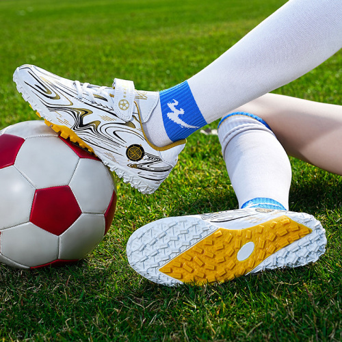 Cross-border large size children's long spike football shoes for men outdoor primary and secondary school students crushed spike training shoes for adolescents sports shoes