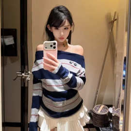 原版高品质MU家撞色条纹一字肩长袖女时尚休闲宽松上衣T恤新款