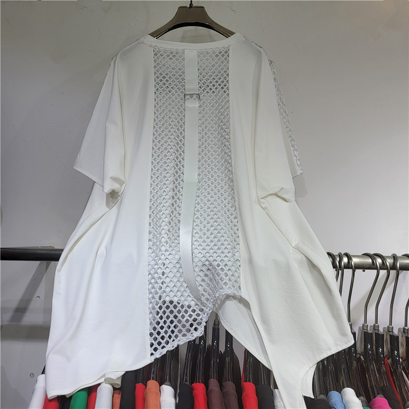 Estación europea 2026 nuevo verano empalmado malla hueco transparente superposición para usar blusa de manga corta suelta