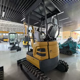 轮式挖掘机农用微挖迷你建筑挖沟液压多功能用途厂家现货出售