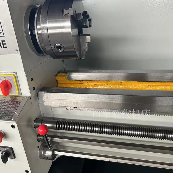 Guangzhou Sanhuan Model C6140 Ordinary Lathe Small Household 6132 Lathe Southern 6140 Lathe