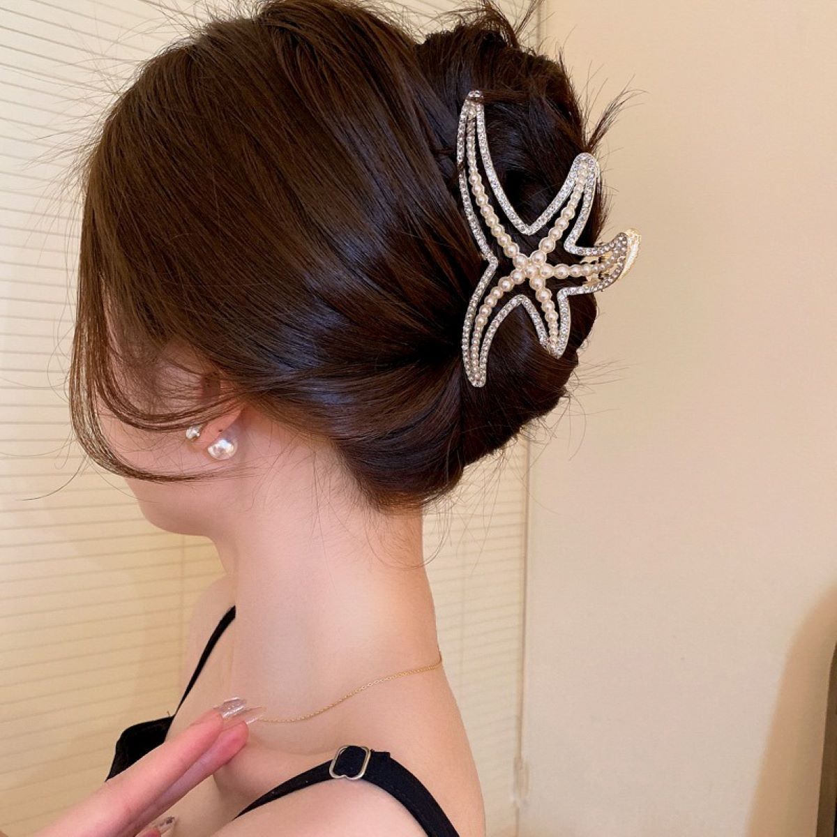 55g Weight Hair Claws Hair Accessories Type 1 Piece Quantity Holiday, Daily Occasion Alloy Material Color Block Pattern Women's Gender Inlay Design Simple Style, Classic Style Style Women's Simple Style Classic Style Color Block Alloy Inlay Hair Claws 5