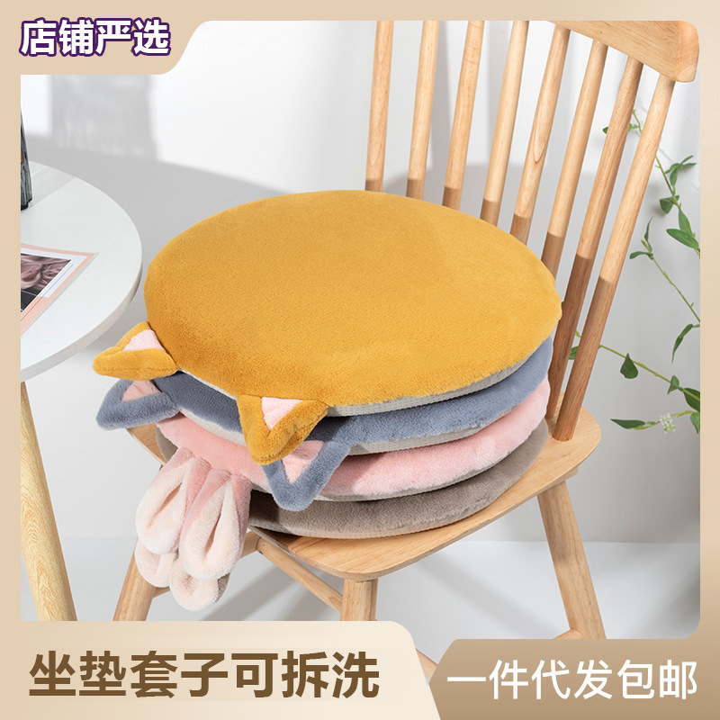 Winter pillow for students