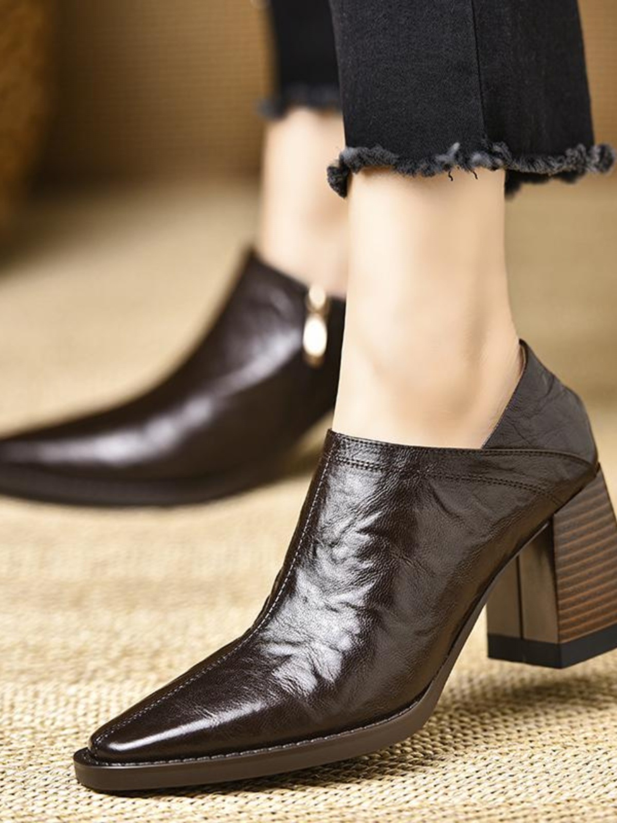 Retro dames pumps met blokhak vierkante neus en rits_voghion.com