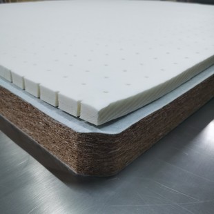 Xiamen Mattress Factory Direct Sales Palm Coconut Palm Latex Velvet Moderately Soft and Hard for the Elderly Adults and Kidsren