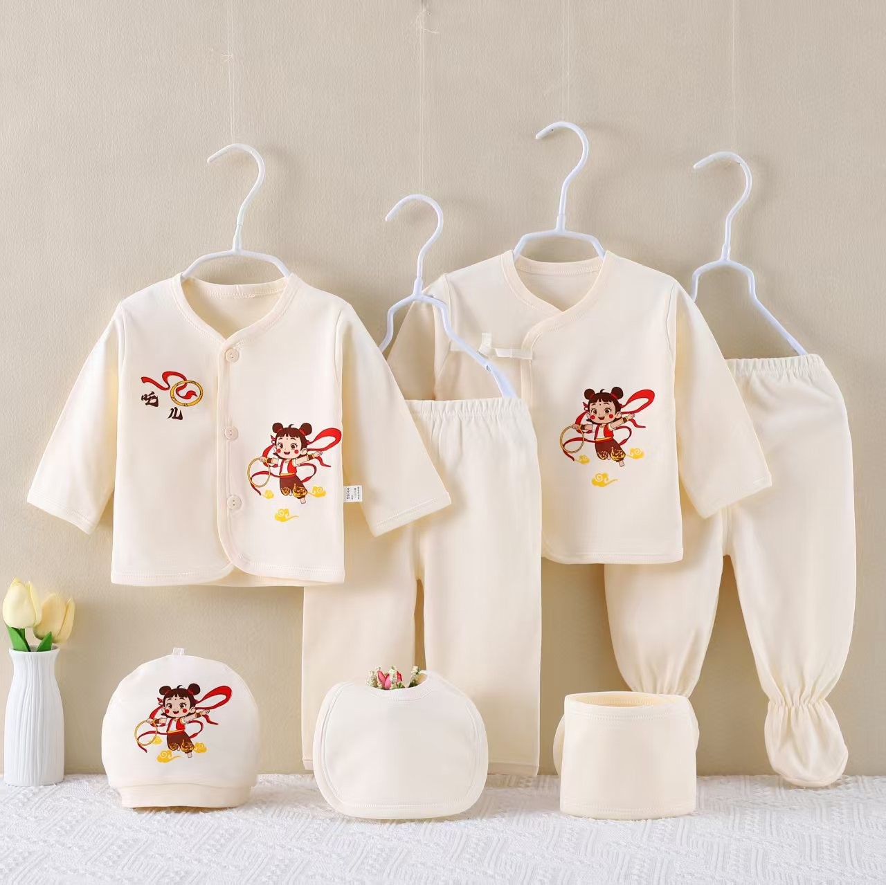 Set de siete piezas para bebés recién nacidos, algodón, ropa cómoda, bebés, regalos de luna llena, bolsas de regalo de cuatro estaciones