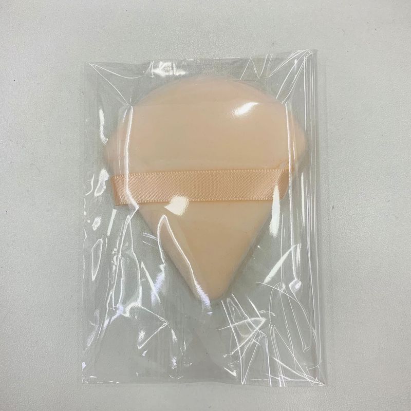 三角形の植毛パフの乾燥パフの柔らかい短い毛の尖った形のエアクッションの化粧品のハンドフックパフの化粧道具の卸売り|undefined