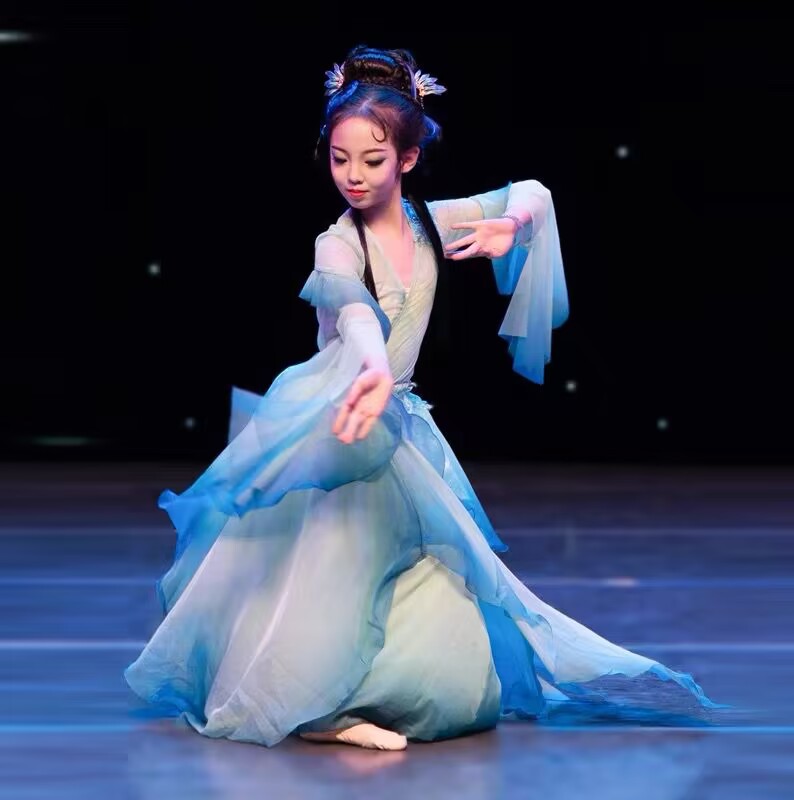 Fairy-like Nine Songs Mountain Spirit Classical Dance Performance Costume for Arts Exams, Chinese Dance Costume for Girls, Dance Performance Costume for Older Children