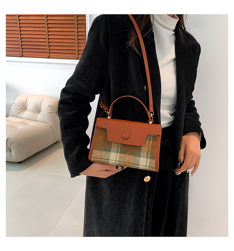 The textured color-blocking small square bag for the 2024 autumn and winter season features a cute checkered handbag with a niche design and a patchwork styling crossbody bag undefined