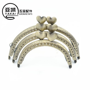 Spot 8.5cm 10.5cm 12.5cm semicircle embossed bronze heart-shaped gold mouth gold wholesale