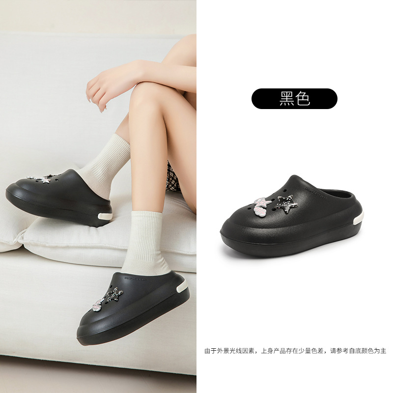 Xiaoxiangfeng Yunduo zapatos con agujeros para mujeres verano nuevo estilo estrella cadena moda y cómodas vacaciones junto al mar sandalias y pantuflas para mujeres