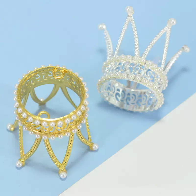 新款花纹小皇冠珍珠皇冠配饰生日演出合金饰品礼服花束复古饰品