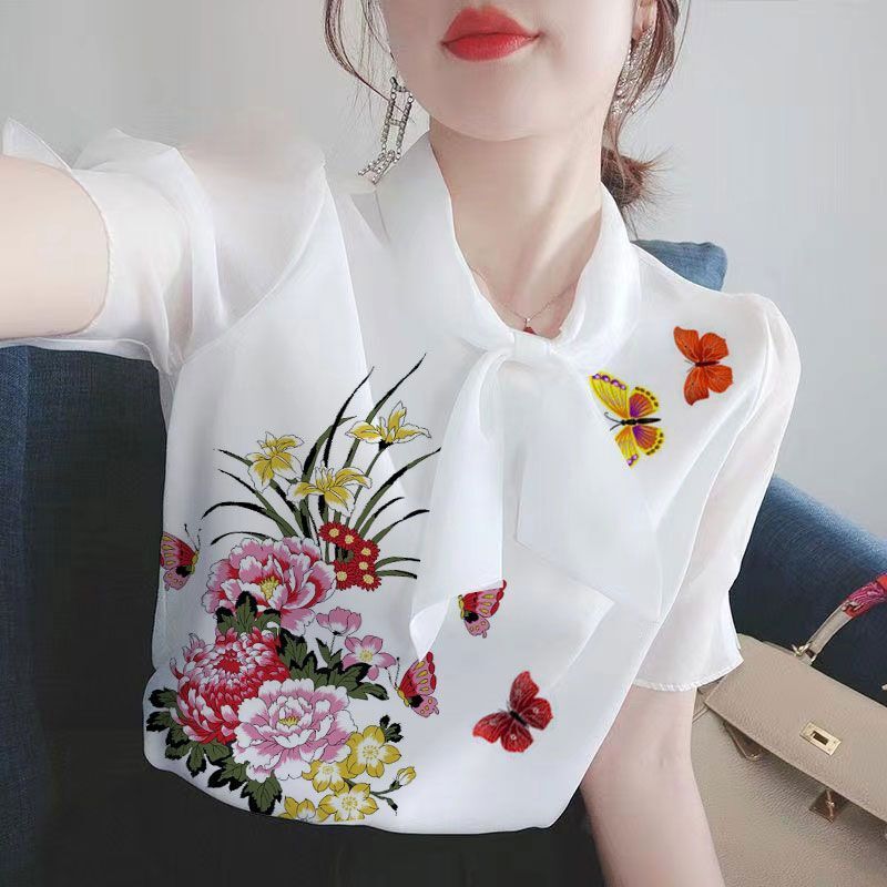 夏の新型女性tシャツ半袖韓国版痩せプリント減齢百合洋気隠しマフラー襟ママシャツ|undefined