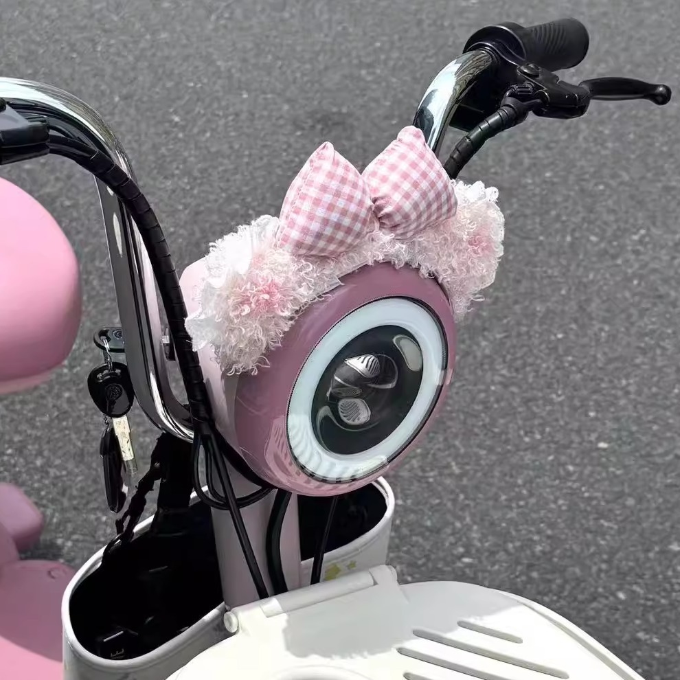 Electric Vehicle Decorations Duffy Bear Decoration Electric Vehicle Ski Helmet Decoration Motorcycle Rider Modified Accessories