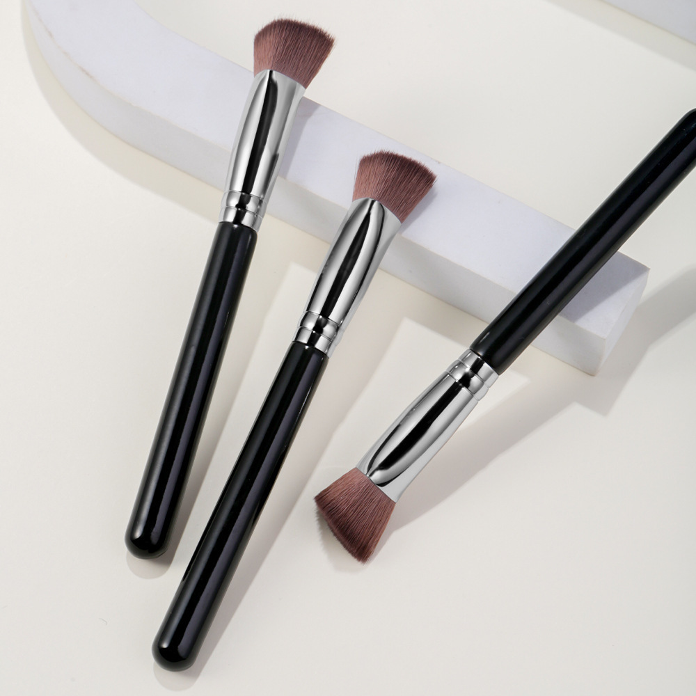 Cepillo de hierro de triángulo oblicuo cepillo de resaltado cepillo de lacrimal de la cara cepillo de ojos sin marcas no comer polvo cepillo de base cepillo de blanqueador