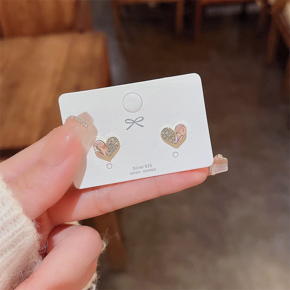 Серебряные серьги 925 пробы, жемчужные вставки, легкая роскошь европейский стиль, легкие
