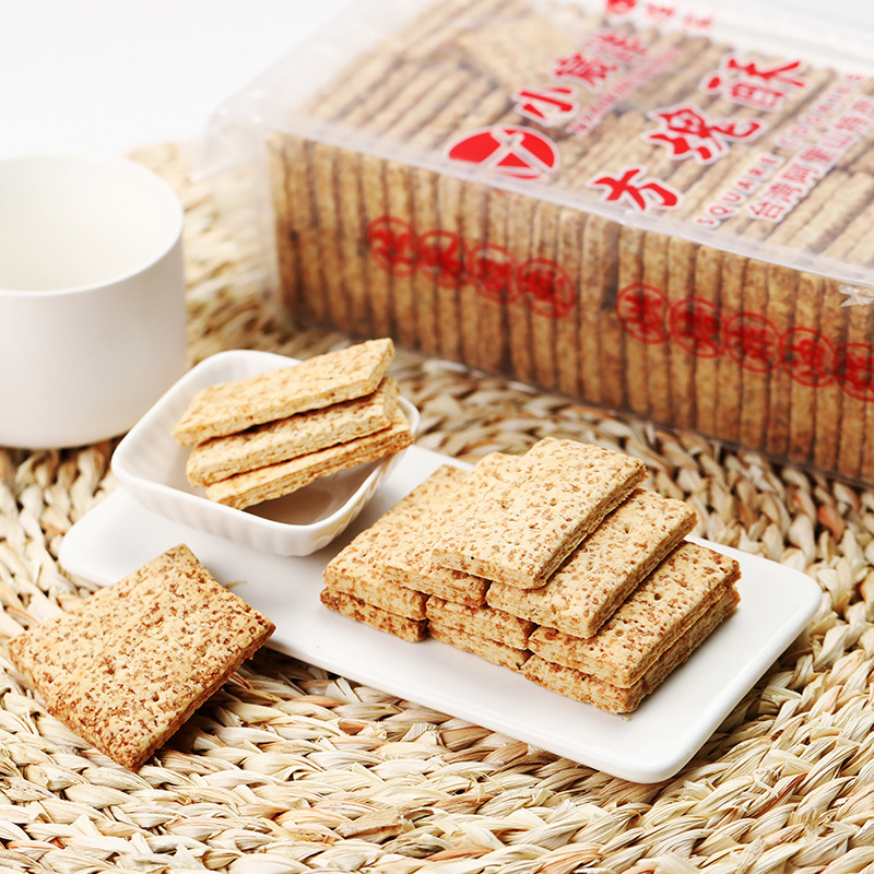小宸洋台湾庄家千层方块酥牛乳派牛轧饼干酥糖烘焙材料全麦咸蛋黄