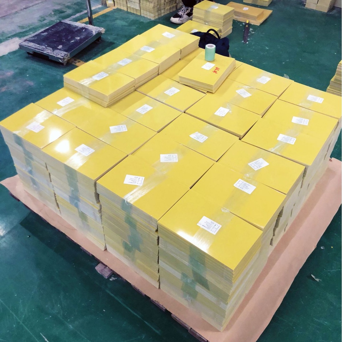 厂家现货批发3240黄色环氧板锂电池绝缘板按图加工环氧树脂板