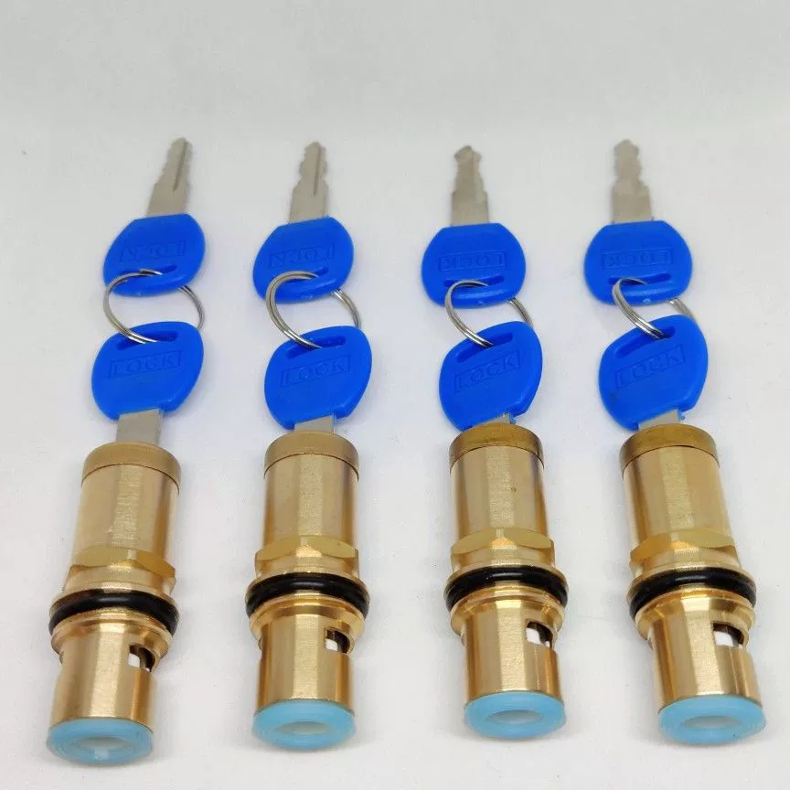 Оптовая продажа фабрики все виды стержня клапана крана с ключом открытый Противоугонный кран сердечник Утюг четыре-Угловые ключевые аксессуары с замком