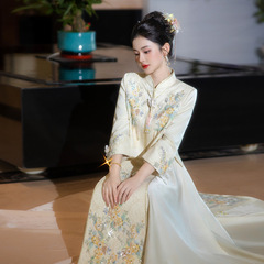 香槟色新娘敬酒服2025新款春季中式订婚旗袍晚礼服裙高级感主持人